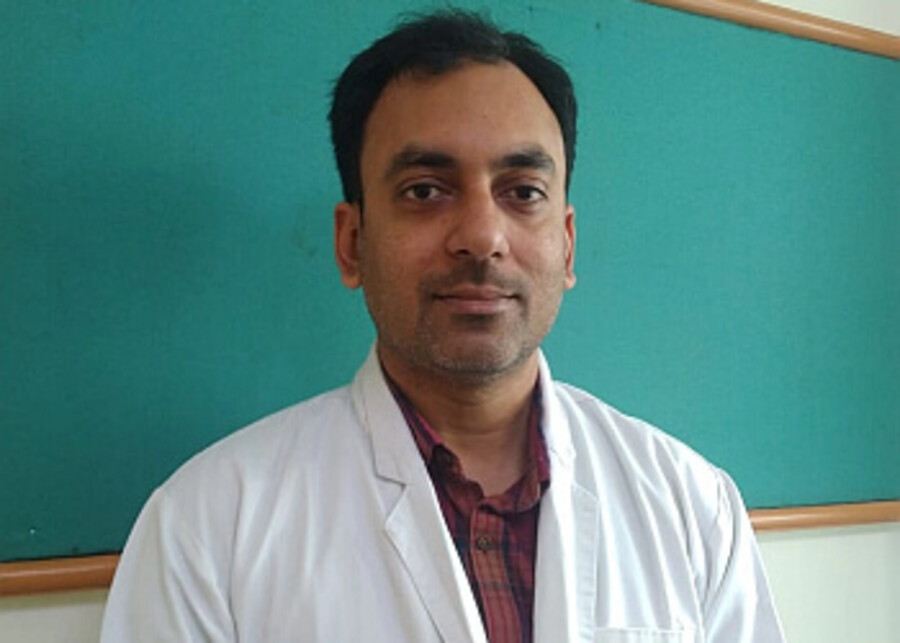 Dr Sumit Gupta